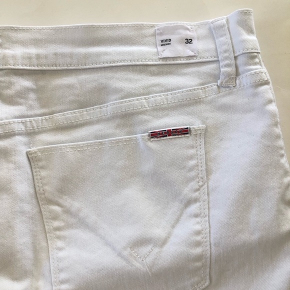 Hudson Jeans Vivid White Frayed Hem Denim Mini Skirt Size 32/XL - Picture 8 of 11
